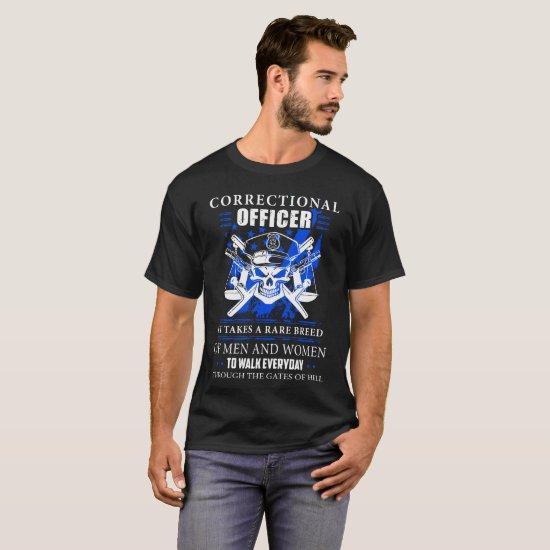 correctional officer it takes a rare breed of men T-Shirt